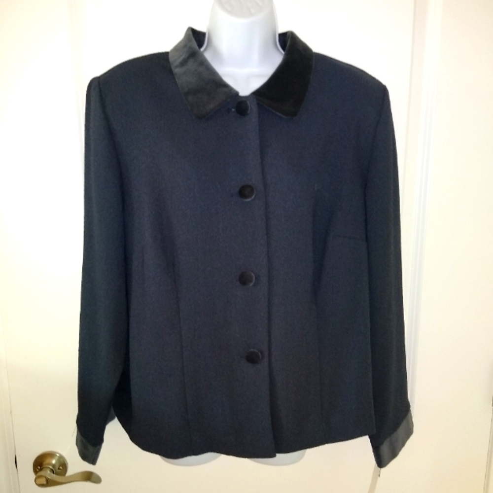 NEW Jessica Howard Gray Blazer Jacket w Black Velour Collar Lady's 18 PLUS